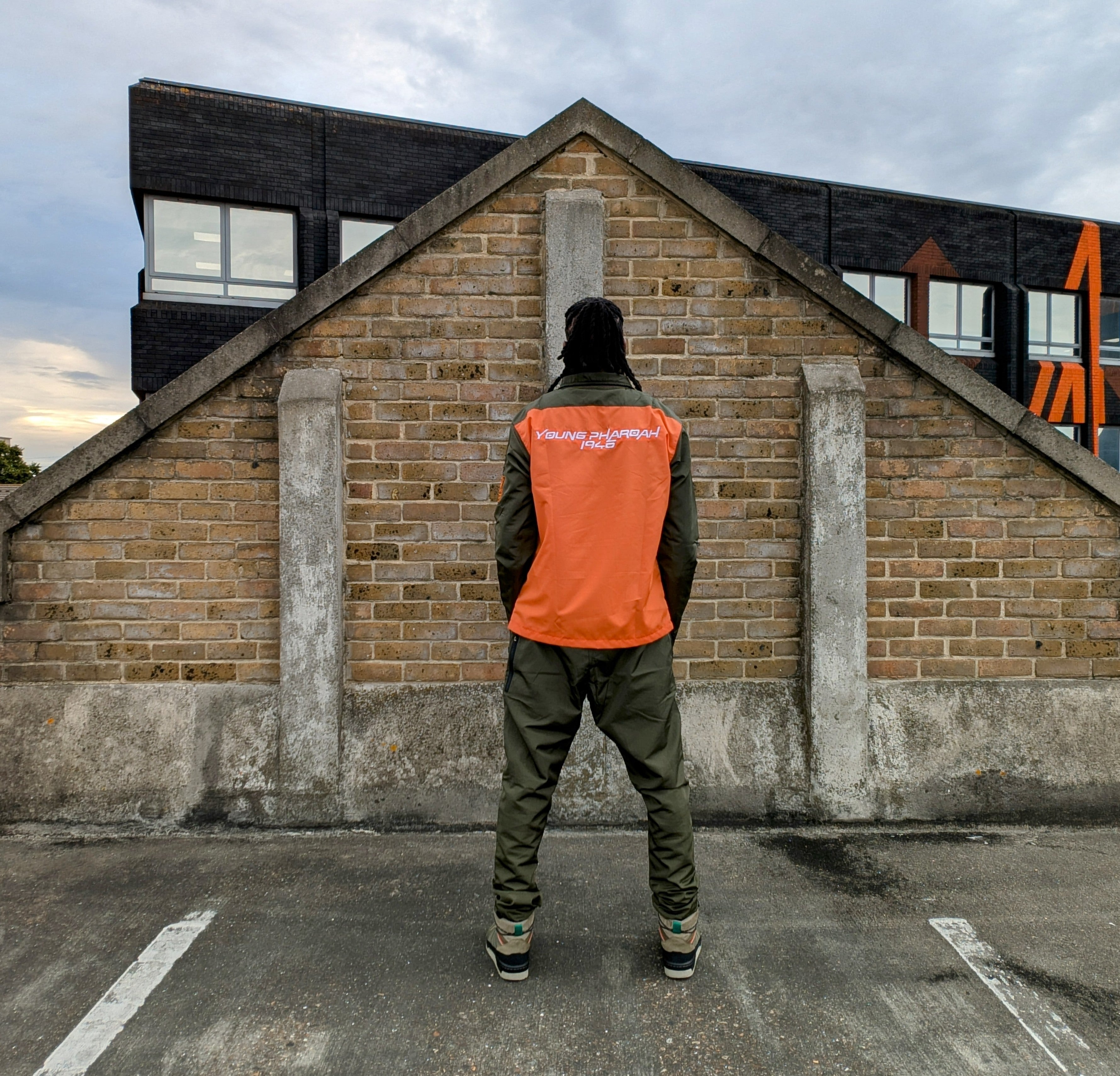 The Naut Tekne Mk-1 – (Desert Storm) Khaki and Orange Tracksuit